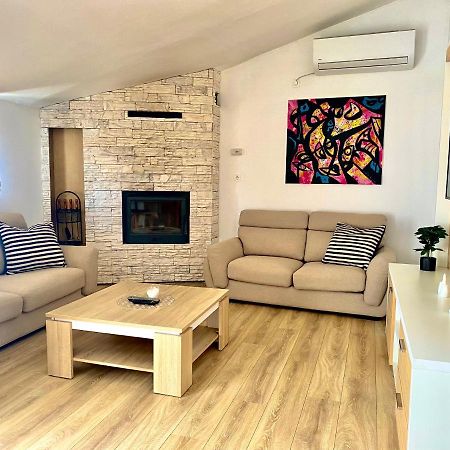 Golden Apartments Zaboric Dış mekan fotoğraf