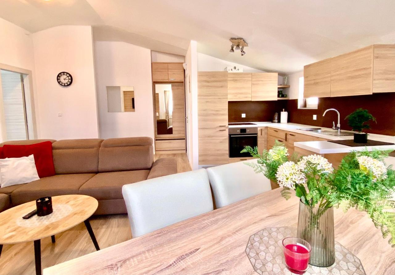 Golden Apartments Zaboric Dış mekan fotoğraf
